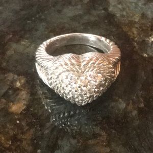 Judith Ripka sterling silver and CZ heart ring
